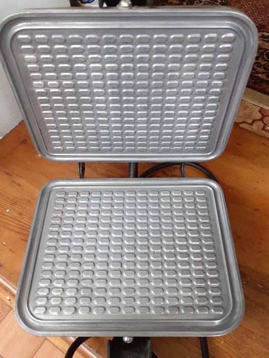 Электровафельщица