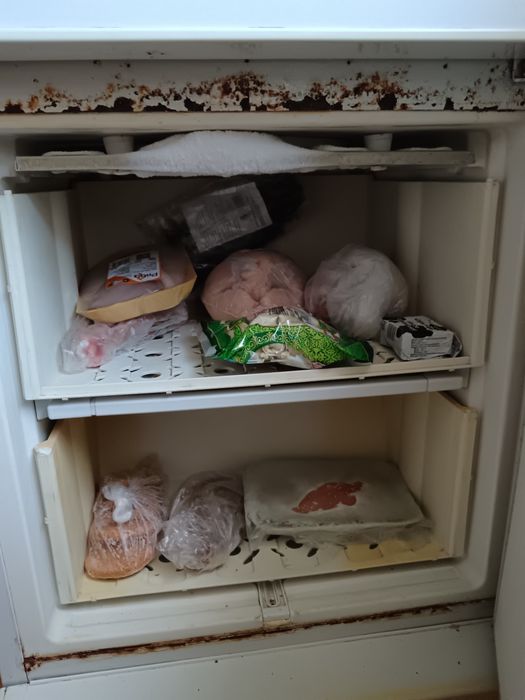 Продам холодильник