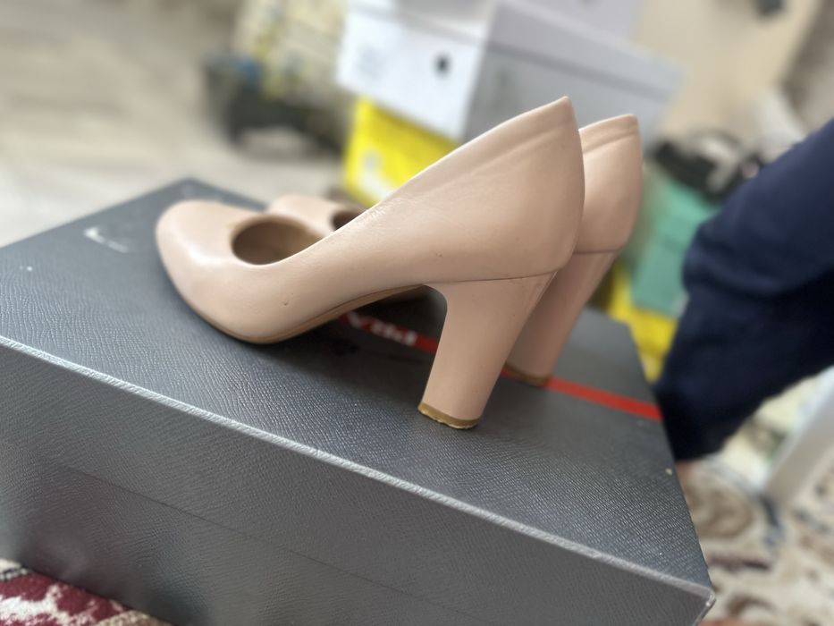 Продаю туфли