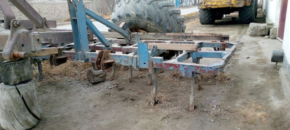 Трактор чизел инструмент