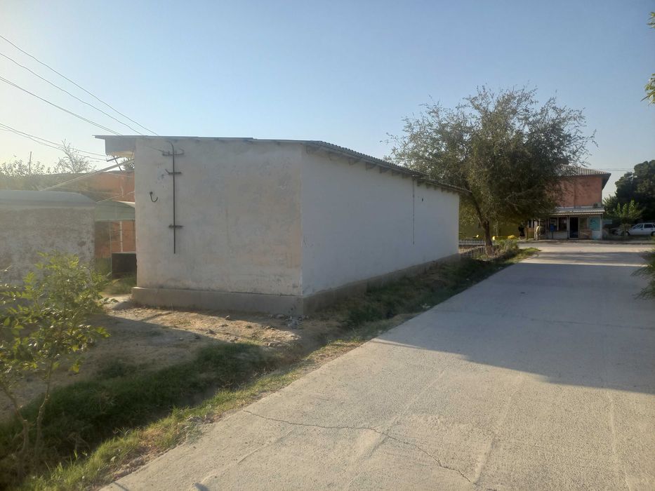 Paxtakor shahri Samarqand MFYda joylashgan Savdo do'koni sotiladi!