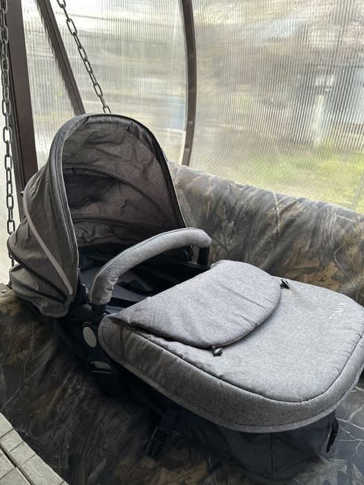 Коляска для новорожденных