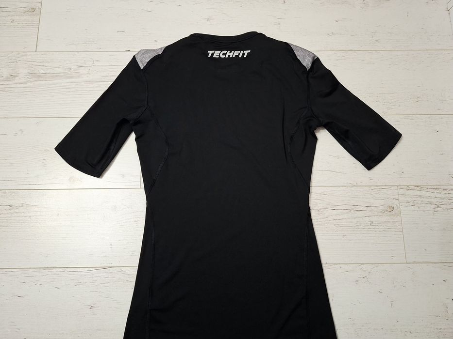 Adidas Techfit Compression-Ориг.тениска