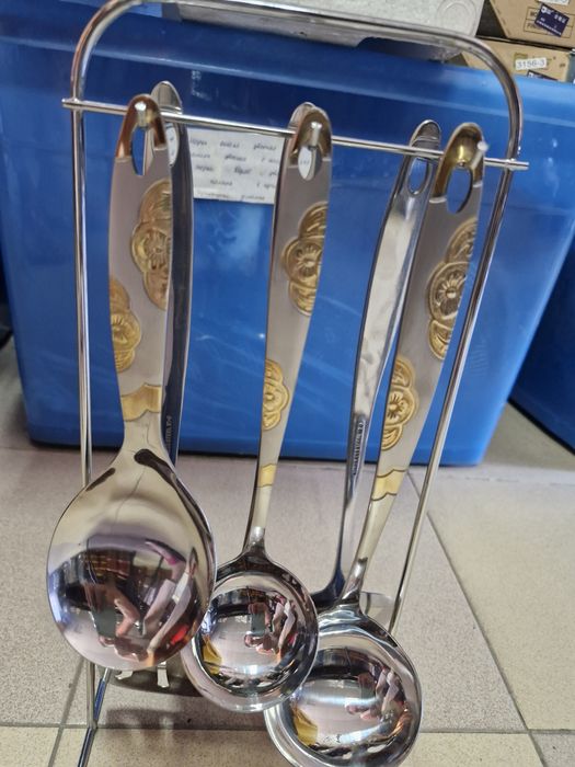 Продам наборы для кухни.