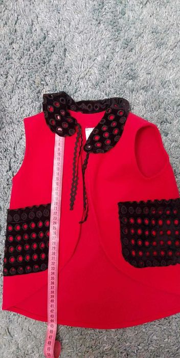 2 veste de copii și două trăistuțe lucrate manual la Virginia Linul