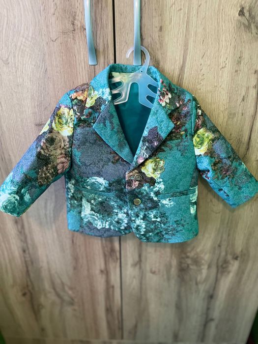 Бебешко сако размер 80