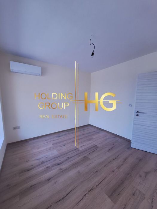 2-стаен в Варна-Аспарухово площ 96 кв.м.   Саут Бей