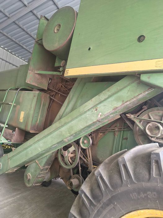 Vând piese Combina John Deere 960,stare foarte buna