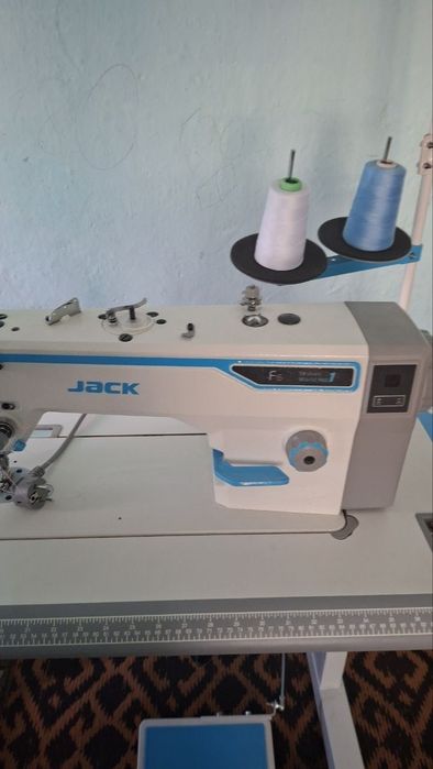 Jack швейная машина