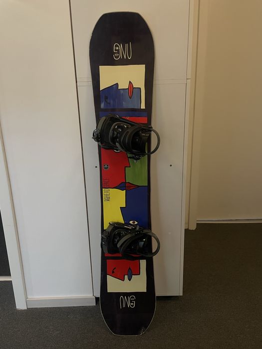 Placa snowboard gnu 155cm+legaturi