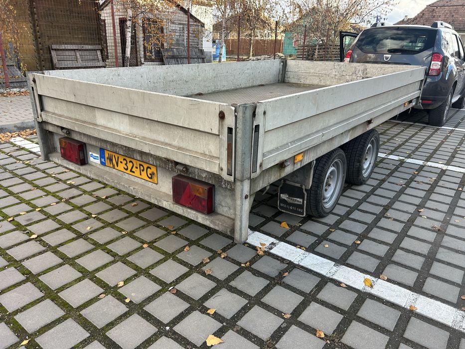 Remorca solide 2T de olanda