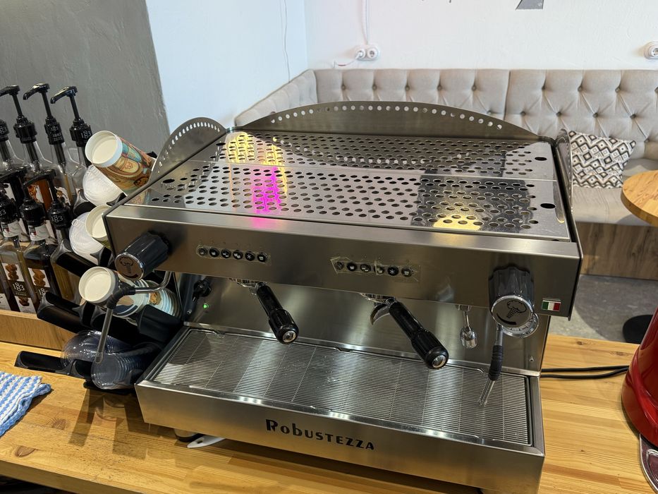 Кофемашина Robustezza