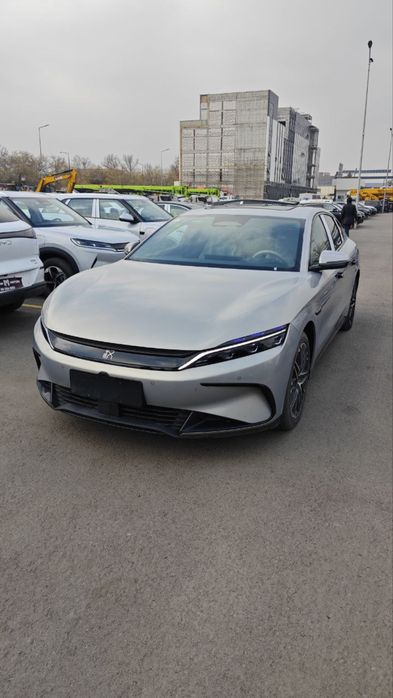 BYD Han 635 bez probeg