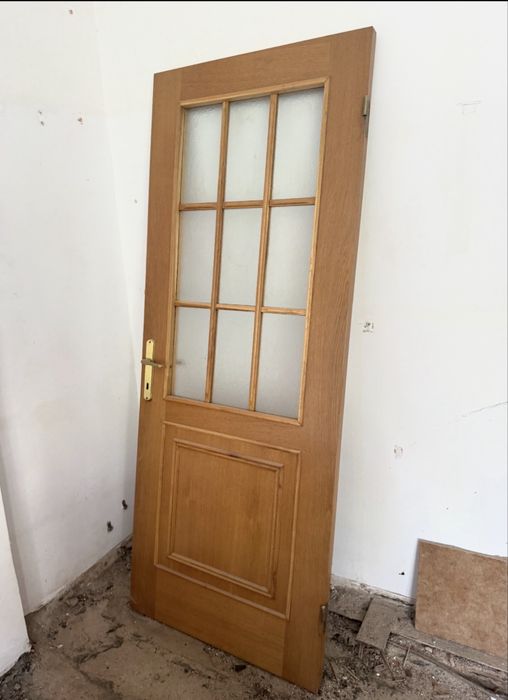 3 usi de interior din lemn masiv (cu tot cu toc)