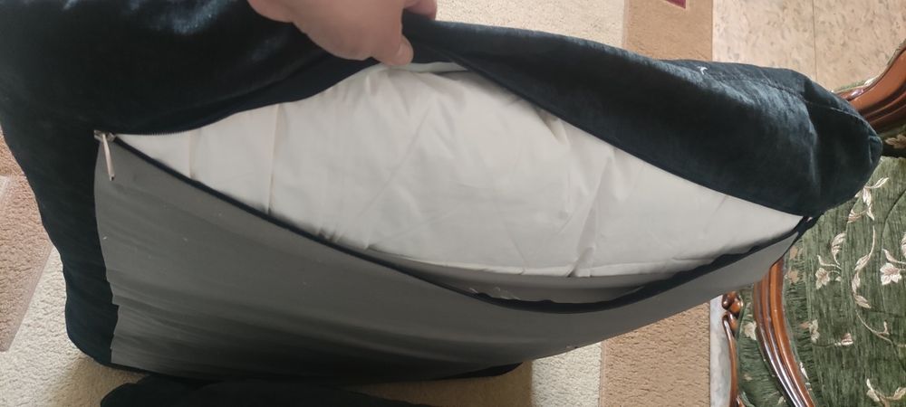 Большие диванные подушки