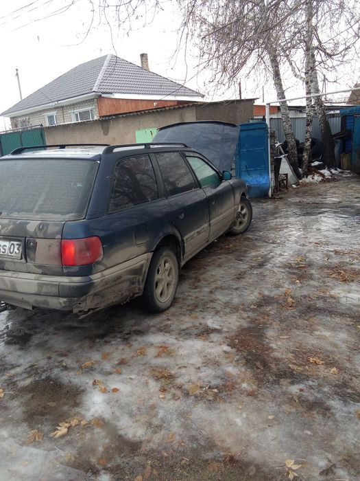 Продам Машину марки AUDI