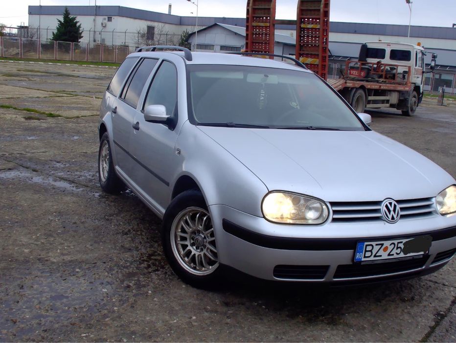 Volkswagen Golf4 2003 1.9tdi(AXR) 7000 de lei