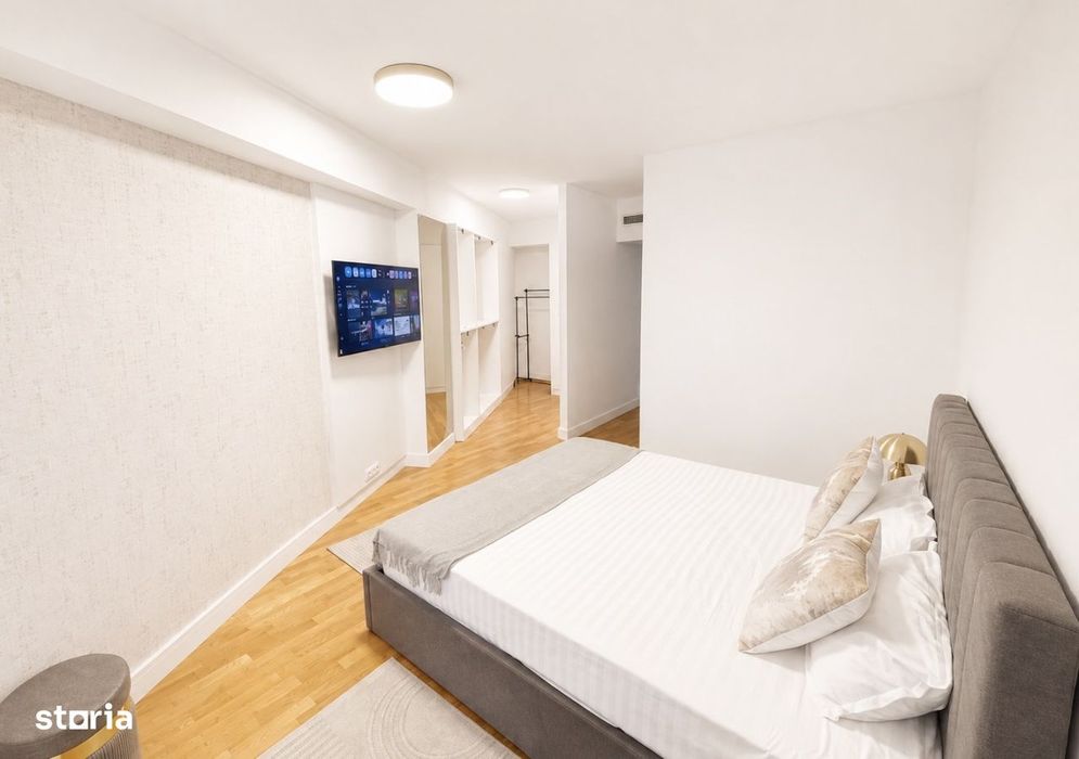 3 Camere| Gafencu| 110mp.