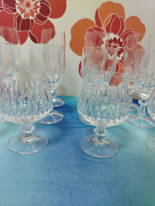 Нови кристали чаши