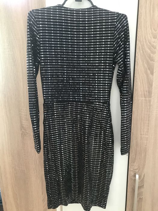 Вечерна рокля HM