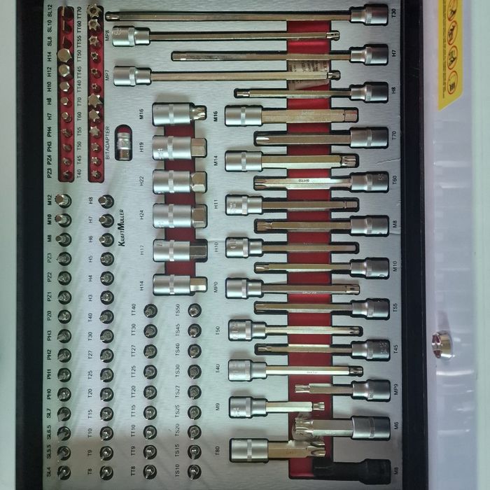 Dulap cu scule Kraft Muller adus din Germania cu 9/7 sertare cu scule