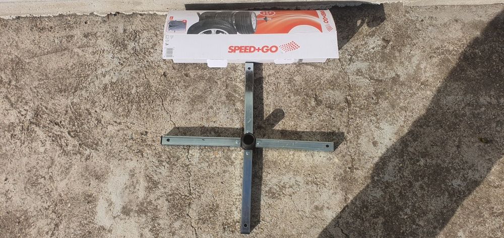 Стойка за гуми с джанти