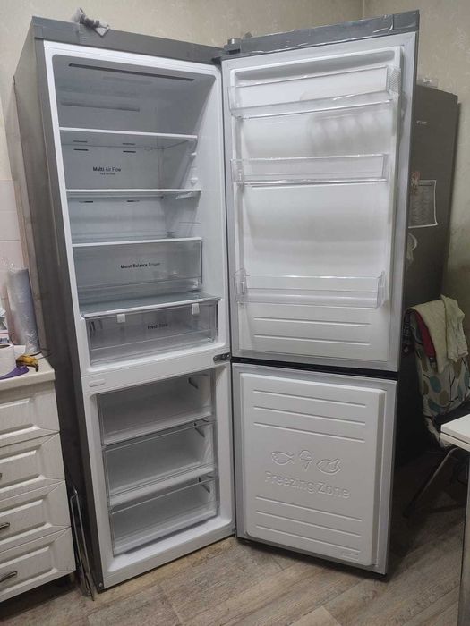 холодильник LG No Frost