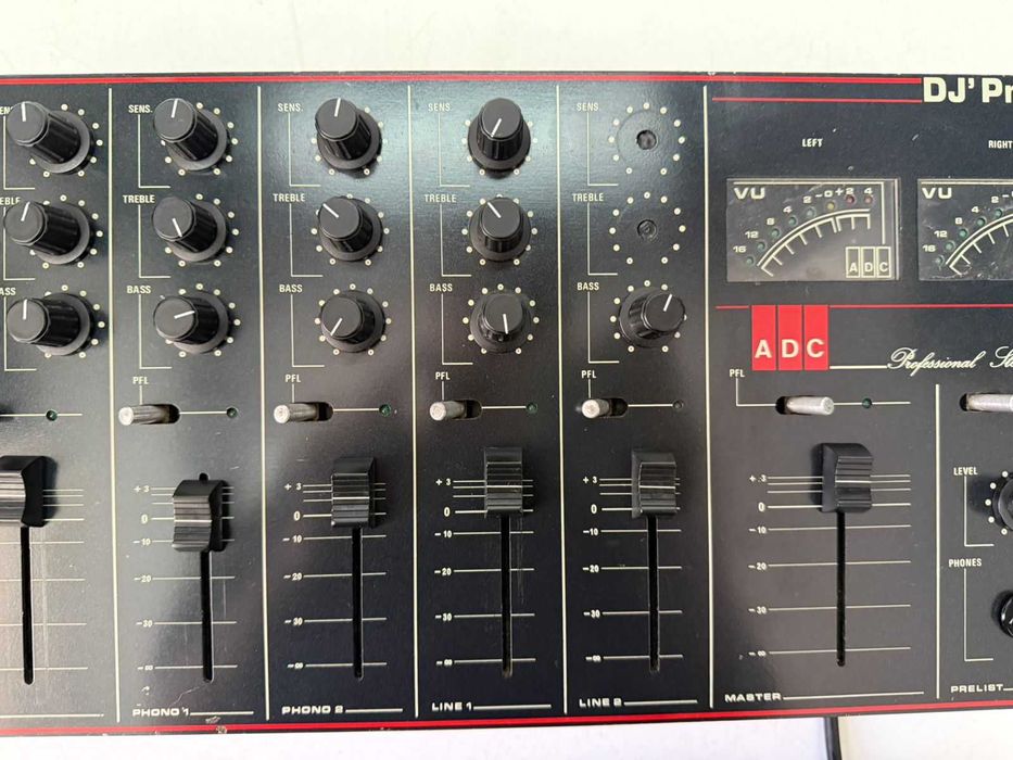 Mixer DJ ADC Pro 7 Rack Interfata Phono