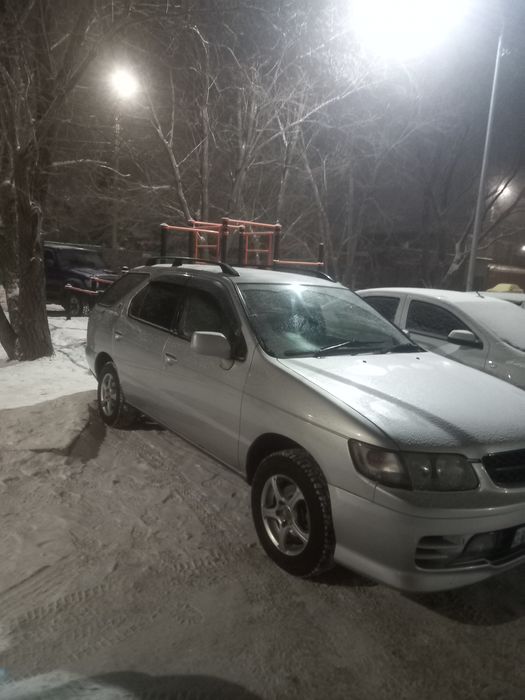 Продам Nissan r.nessa