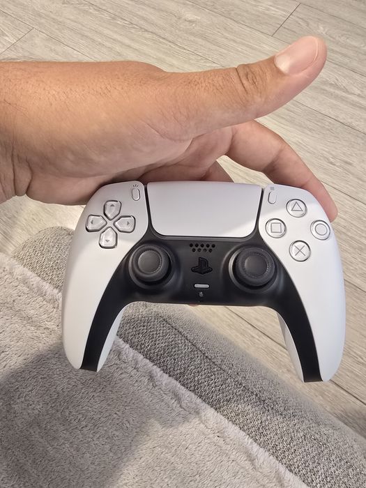 Controller ps5( ca nou)