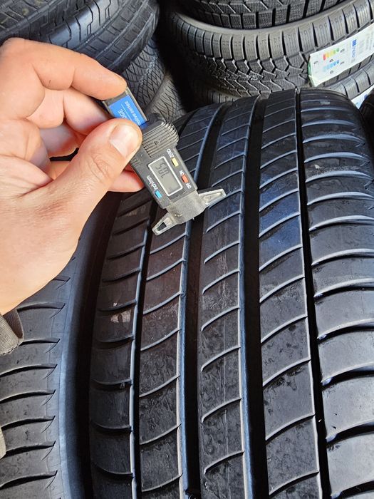 4 anvelope vara 225 55 17 Michelin Runflat  7mm