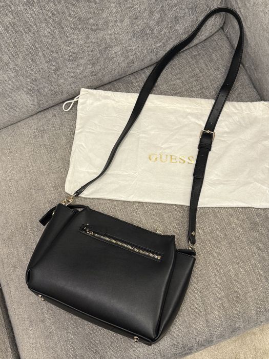 Guess Iwona дамска чанта