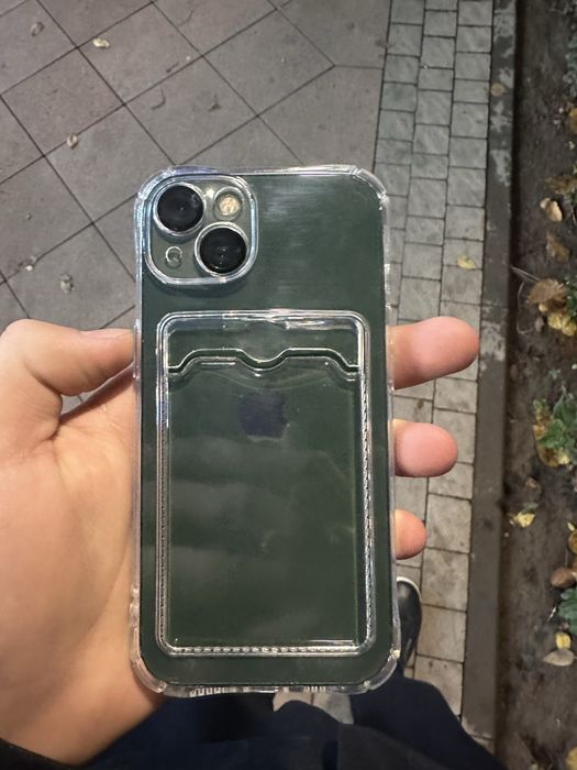 Айфон 13  без ремонт