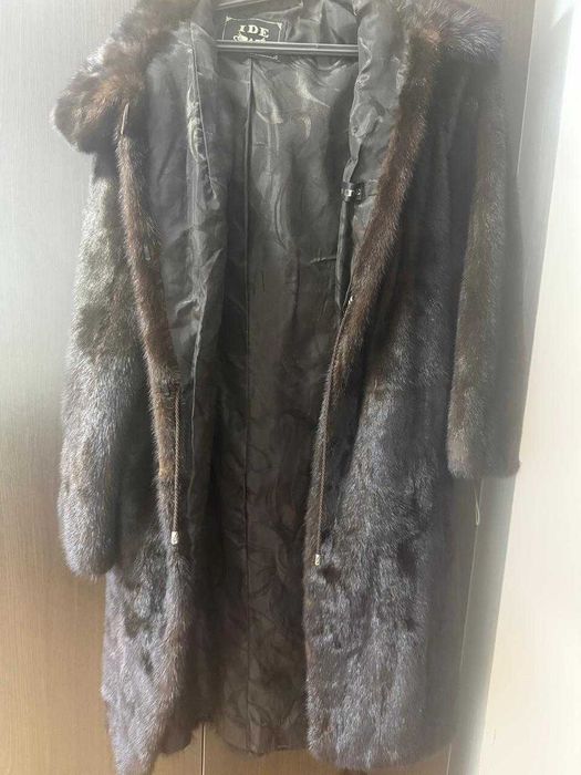 Женская одежда куртки, плащ, дублёнка