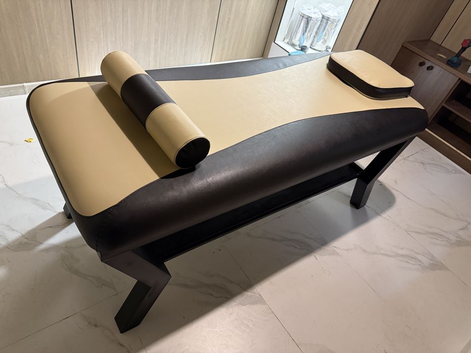 Кушетка модель Tesla для массажа, массажный стол для спа салонов