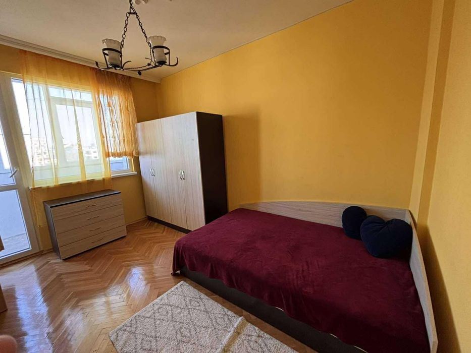 Дава се под наем Четиристаен апартамент в Варна, Център - 100 кв.м за 747.66 € - Снимка #6