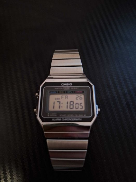 Часовник Casio A700WE