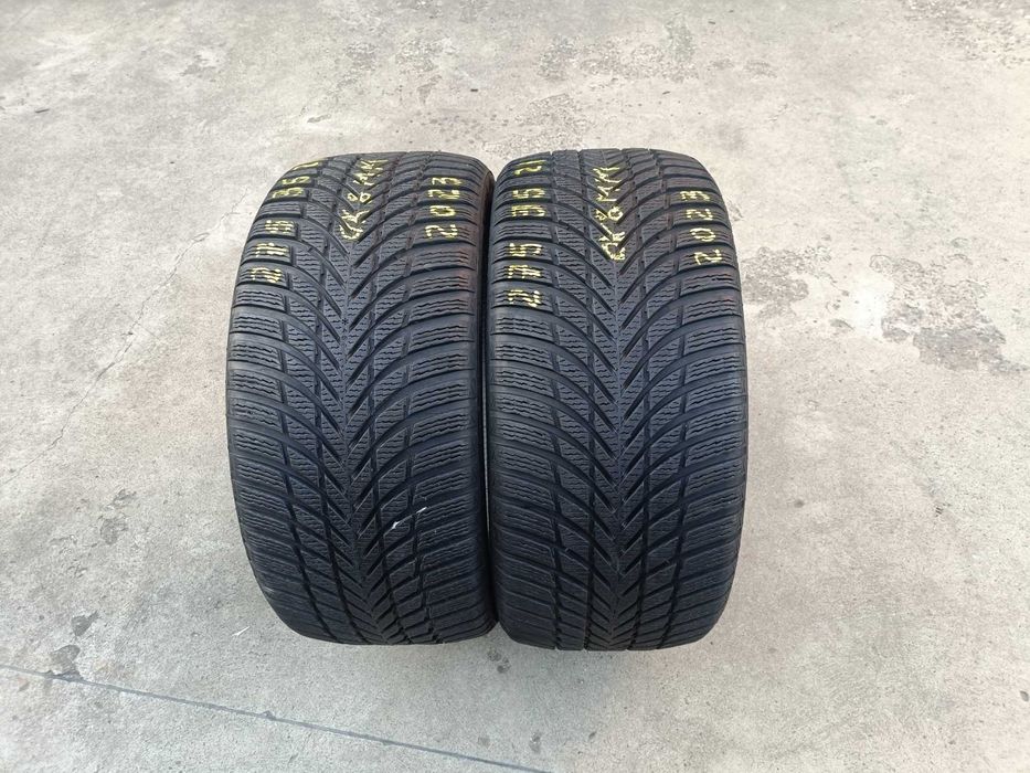 Doua anvelope de iarna 275 35 21 nokian snowproof 2 profil 8 mm