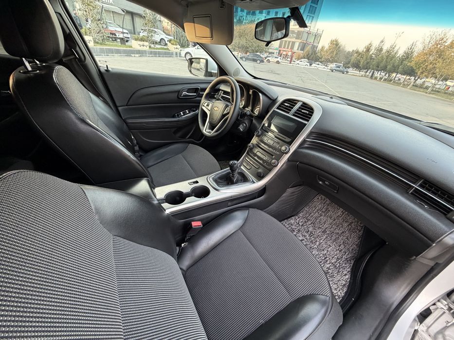 Chevrolet Malibu 2.4 2 позиция