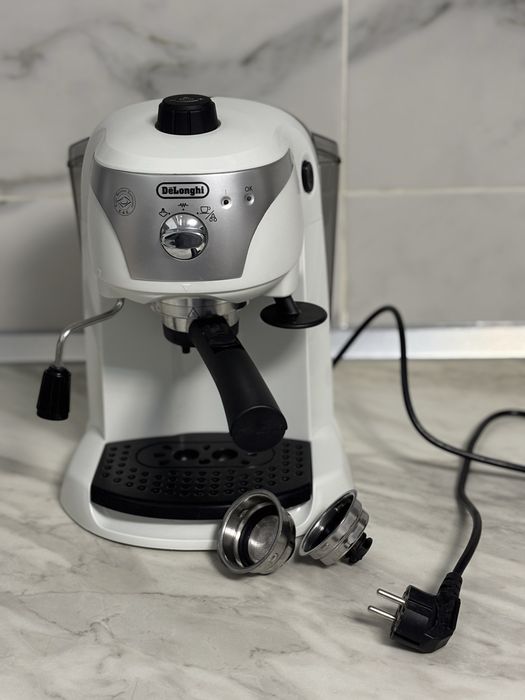 Espressor manual DE LONGHI EC221.W