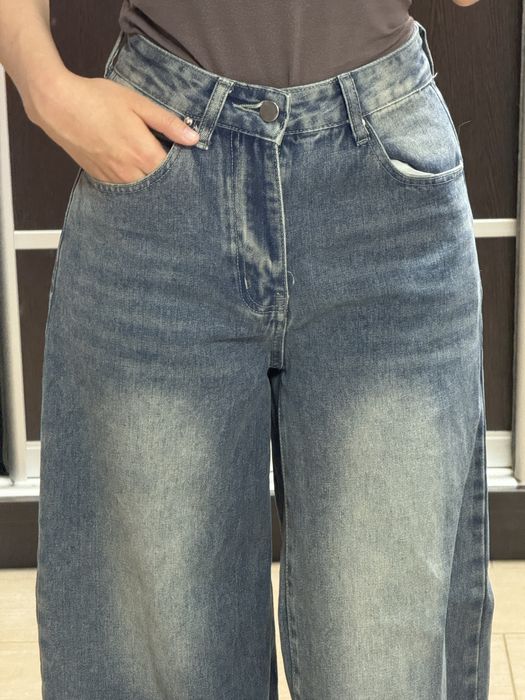 Джинсы новые, красивые