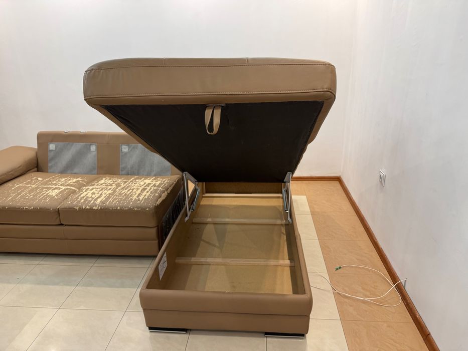 ПОДАРЯВАМ ДИВАН - разтегателен с ракла.Премиум качество.