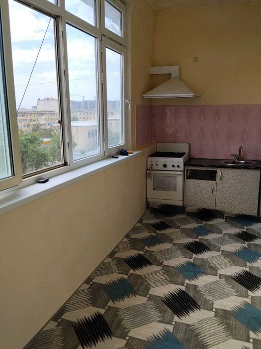 2 хона 5 этаж  шарк бозорча    Сотилади   Ижарагга бериллия 2300