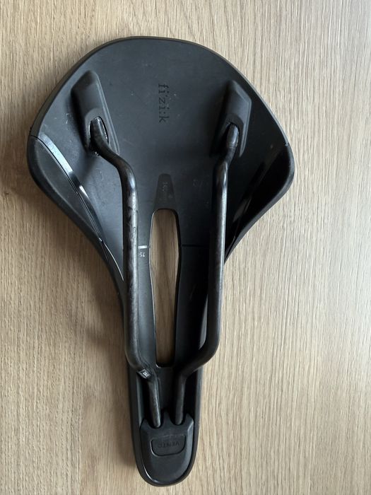 Sa ciclism bicicleta cursiera carbon Fizik Vento