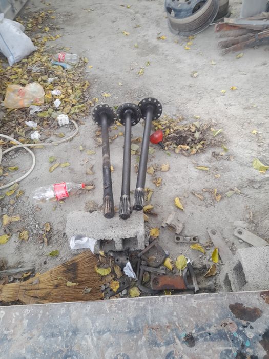 Зил запчастлар сотилади