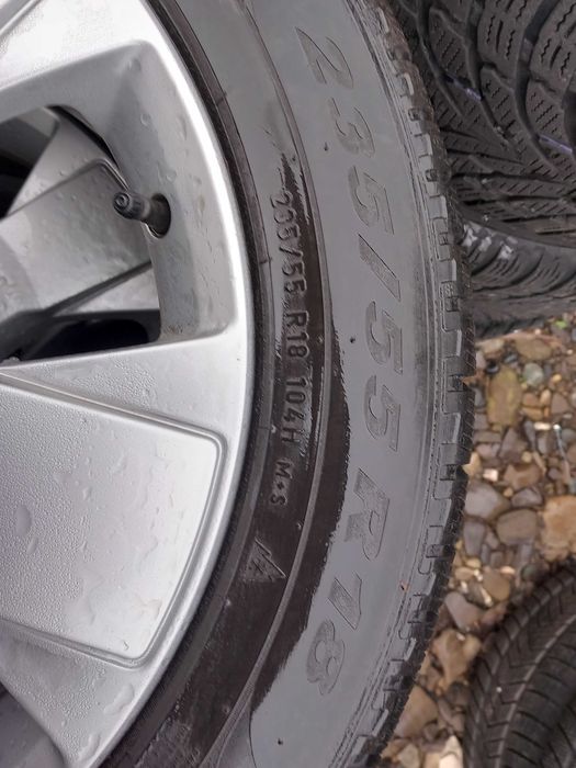 Set 4 Anvelope Iarna Pirelli Scorpion Winter 235 55 R18 ci46