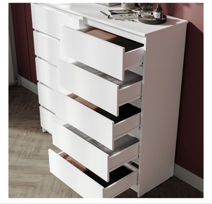 Комод 120 см высоты. Россия