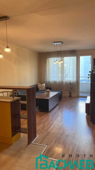 Дава се под наем Едностаен апартамент в София, Център - 40 кв.м за 398.82 € - Снимка #1