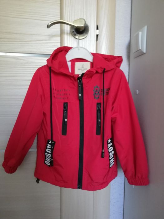 Ветровка на мальчика!