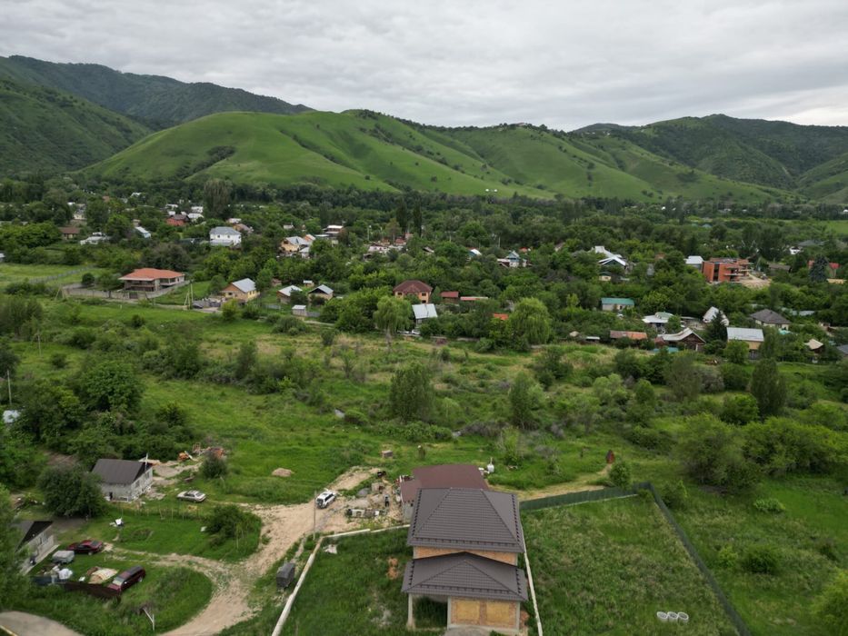 Продам земельный участок 63 сотки